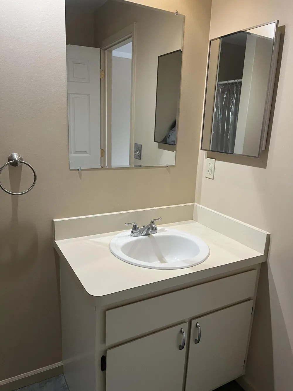 1660 River Road #43 Marysville, MI 48040
