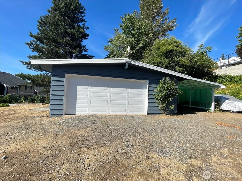 4030 Factoria Boulevard SE Bellevue, WA 98006