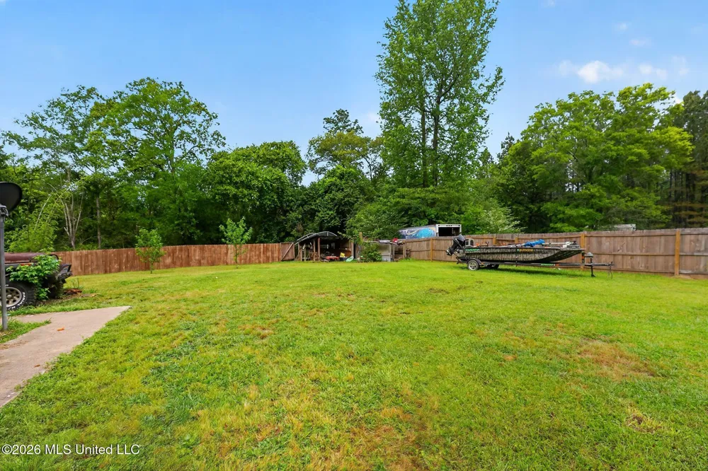 838 S Main Street Mendenhall, MS 39114