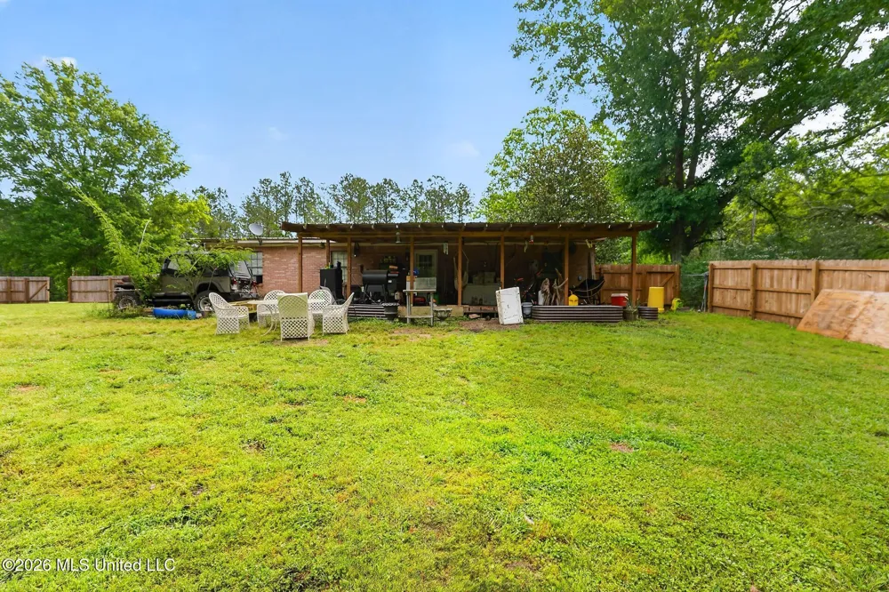 838 S Main Street Mendenhall, MS 39114