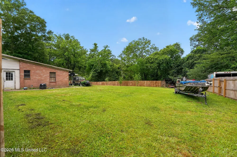 838 S Main Street Mendenhall, MS 39114