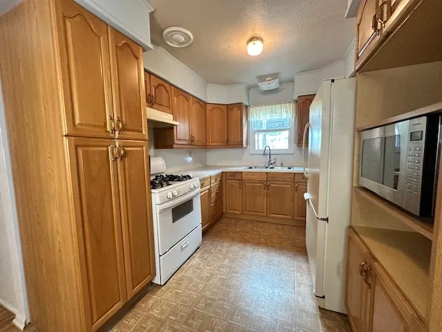 303 S 22nd Street Kingsville, TX 78363