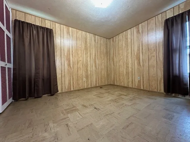 303 S 22nd Street Kingsville, TX 78363