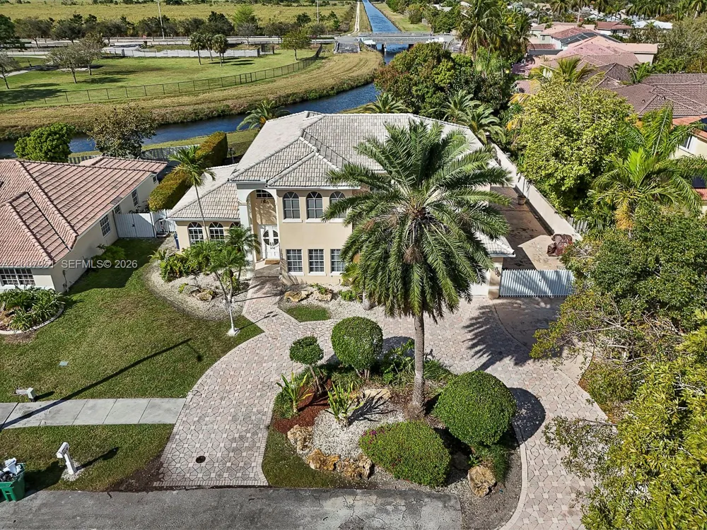 11230 SW 156th Ave Miami, FL 33196