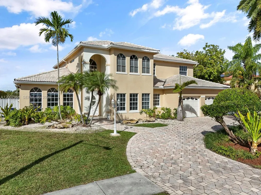 11230 SW 156th Ave Miami, FL 33196