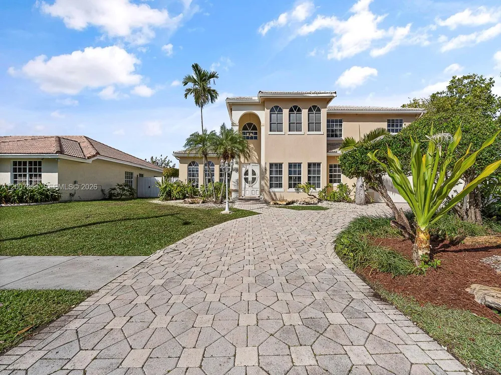 11230 SW 156th Ave Miami, FL 33196