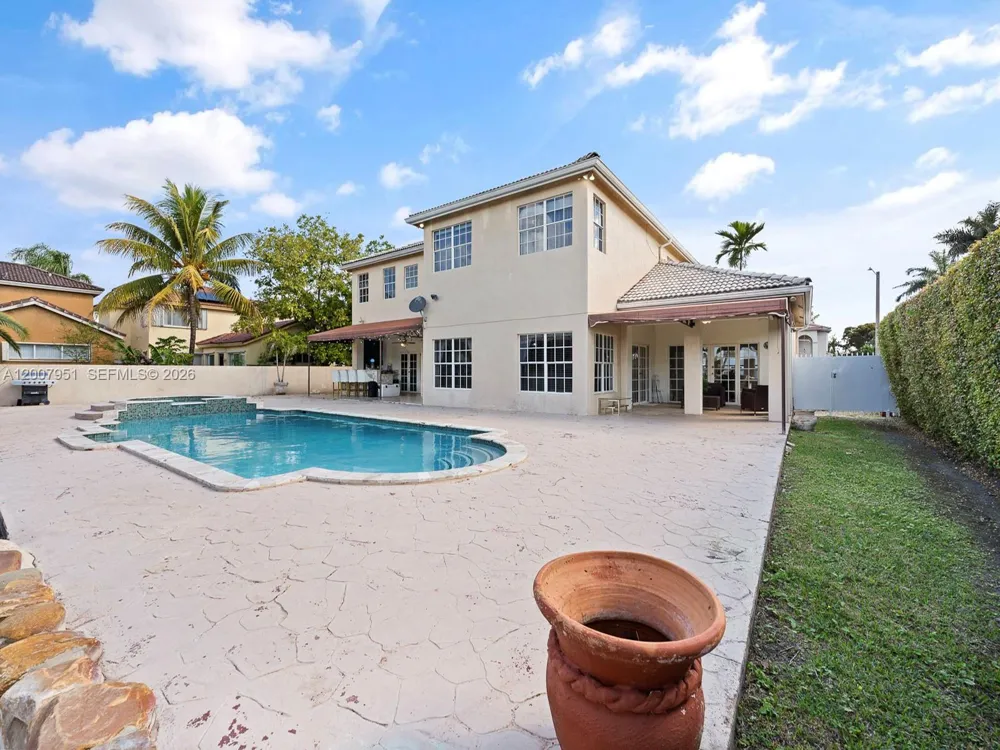 11230 SW 156th Ave Miami, FL 33196