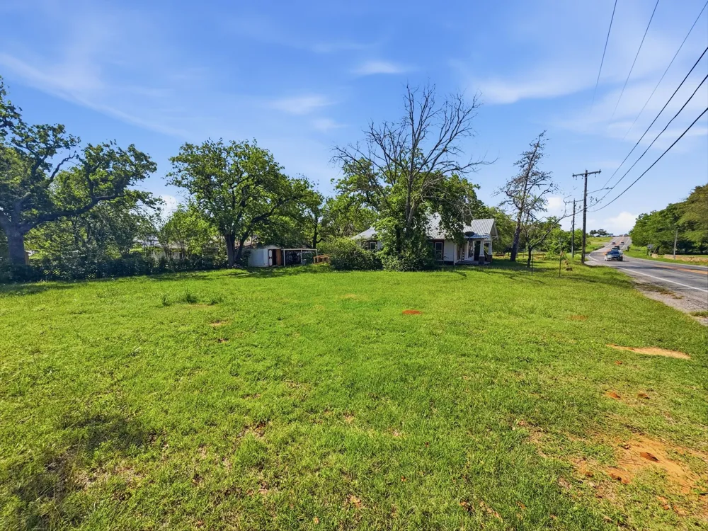 908 S Rice Street Hamilton, TX 76531