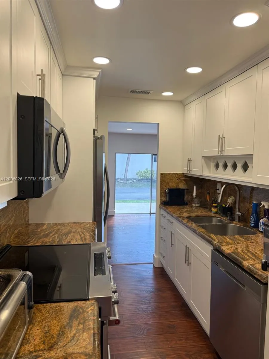 8208 NW 9th Ct #1 Plantation, FL 33324