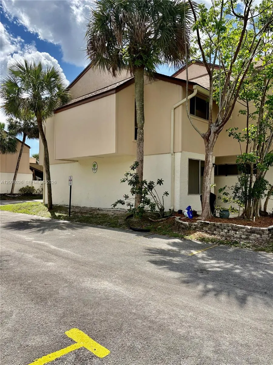 8208 NW 9th Ct #1 Plantation, FL 33324