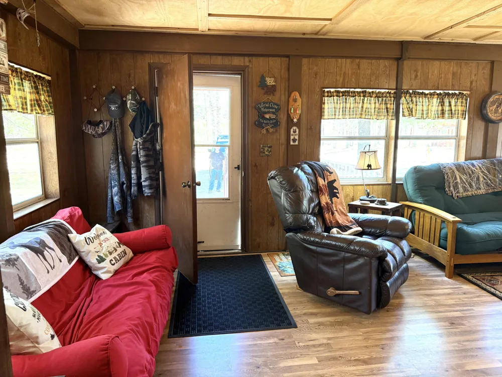 11881 S Winesap Road Lake Township, MI 49304