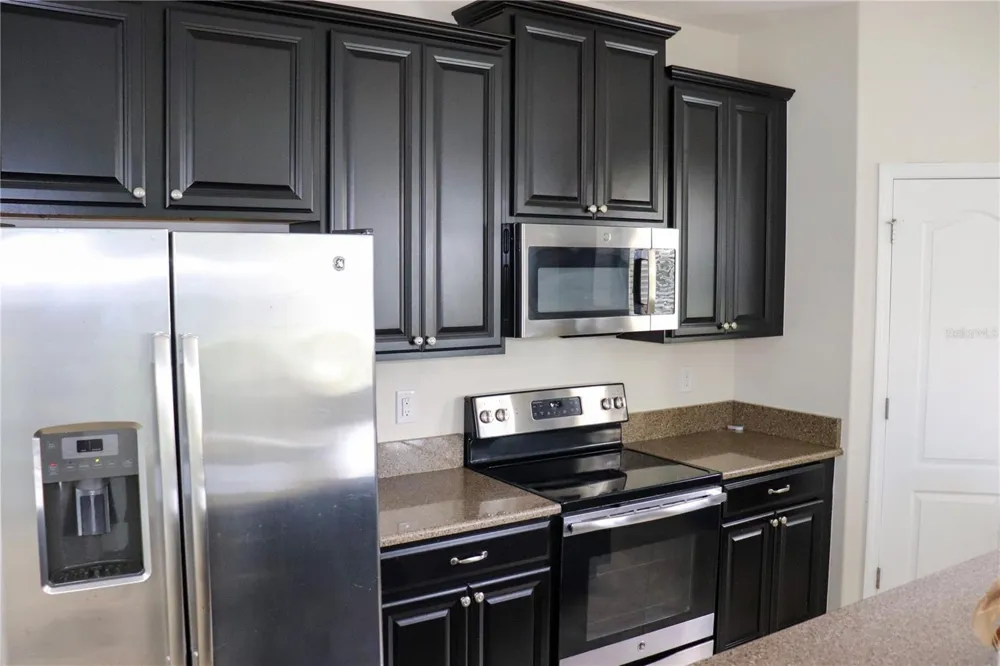 6834 HABITAT DRIVE Harmony, FL 34773
