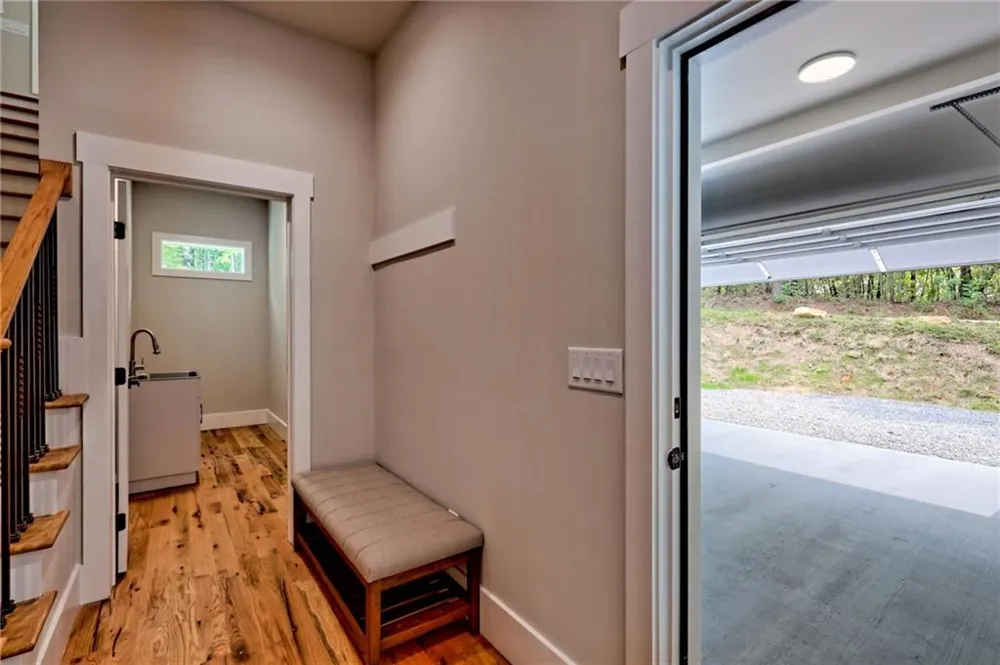 341 Abby Lane Clayton, GA 30525