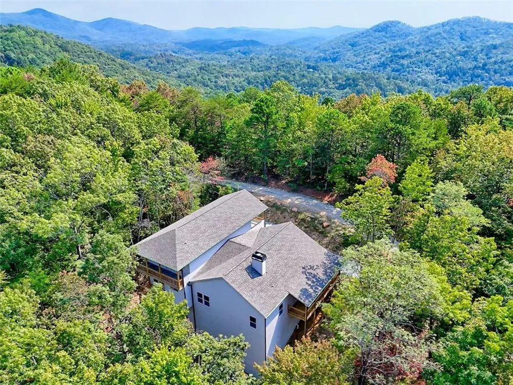 341 Abby Lane Clayton, GA 30525