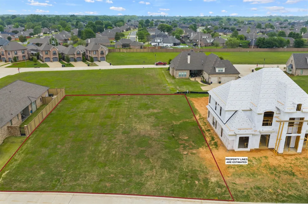 305 Chimes Street Bossier City, LA 71111