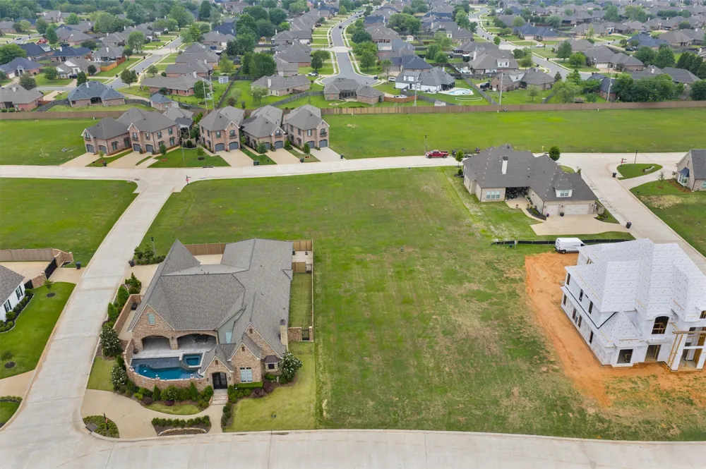 305 Chimes Street Bossier City, LA 71111