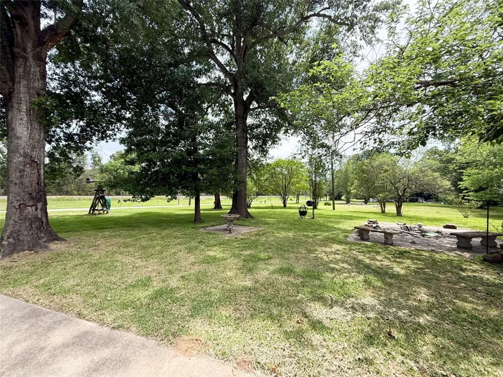 708 W Railroad Buffalo, TX 75831
