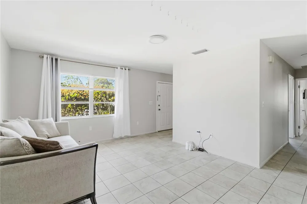 308 LANTANA AVENUE Sarasota, FL 34243