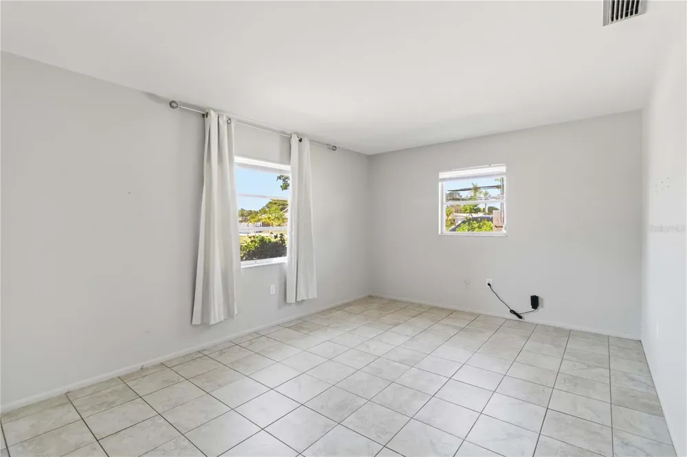308 LANTANA AVENUE Sarasota, FL 34243