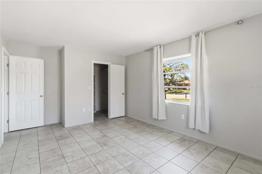 308 LANTANA AVENUE Sarasota, FL 34243