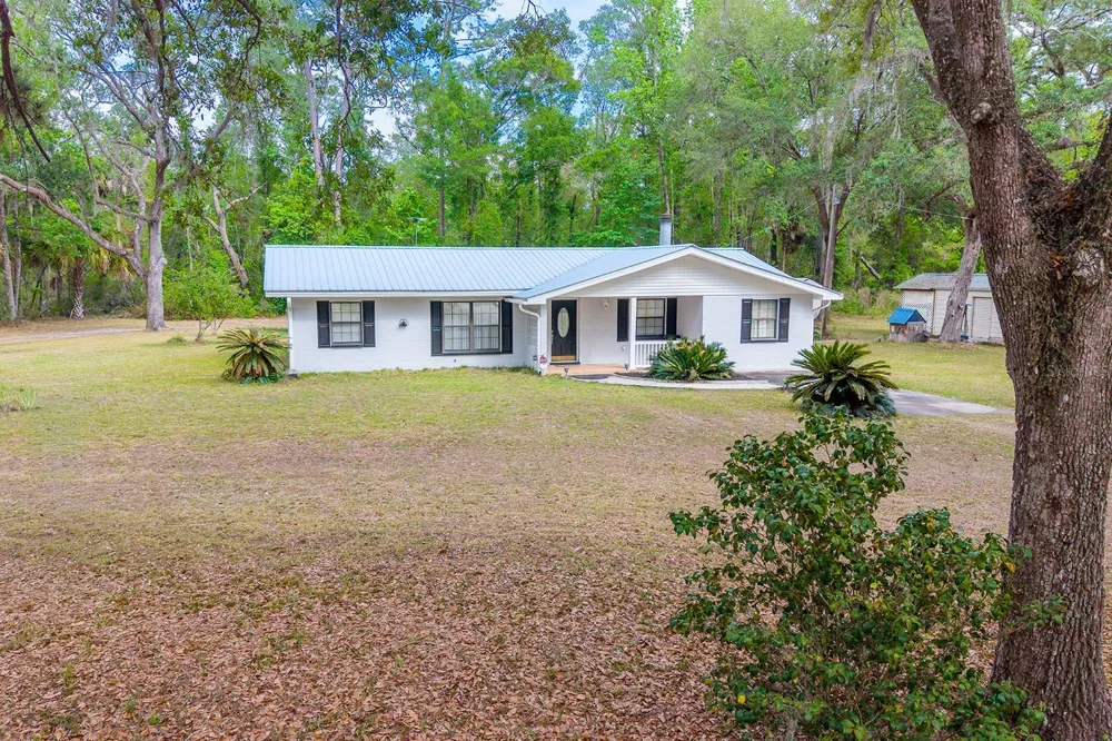 1753 SE HIGHWAY 349 Old Town, FL 32680