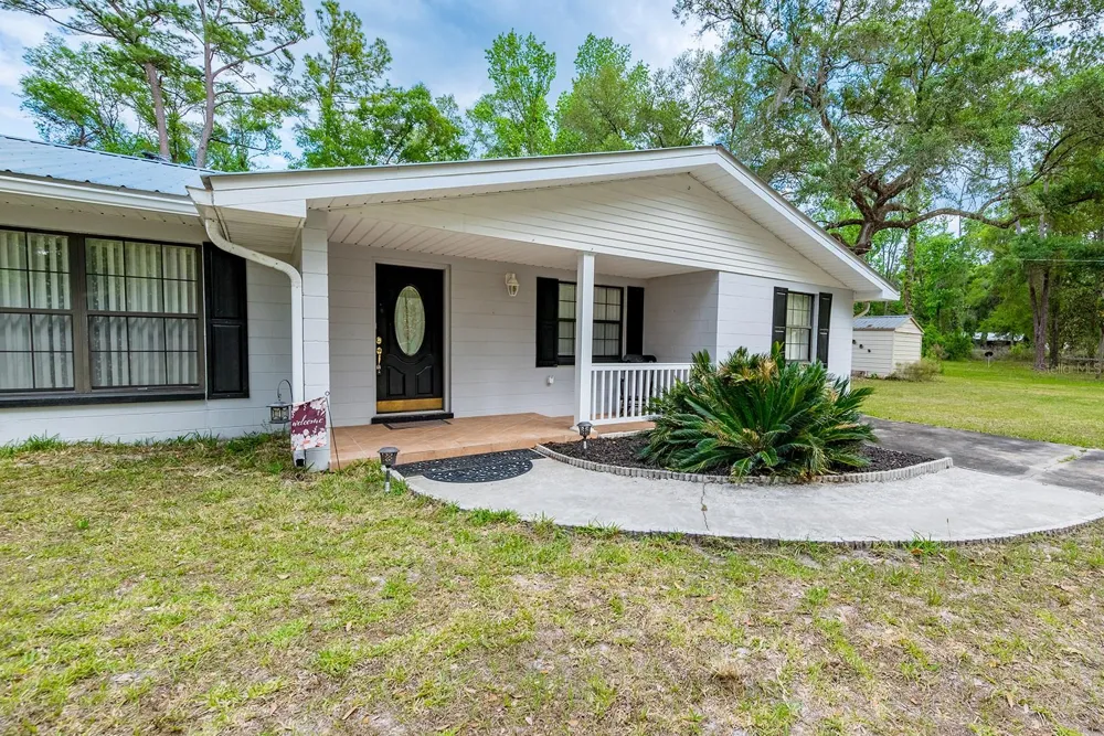 1753 SE HIGHWAY 349 Old Town, FL 32680