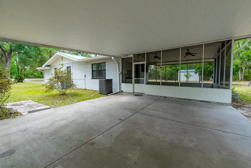 1753 SE HIGHWAY 349 Old Town, FL 32680