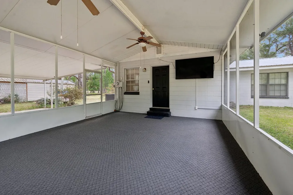 1753 SE HIGHWAY 349 Old Town, FL 32680