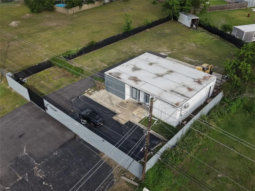 16526 Market Street Channelview, TX 77530
