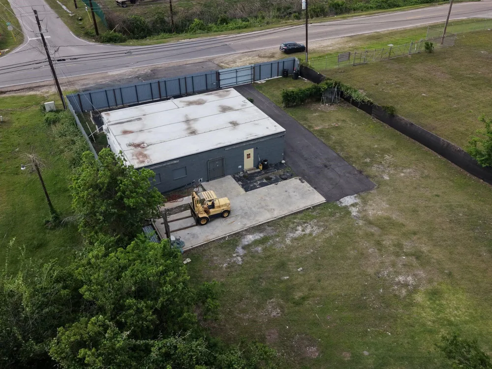 16526 Market Street Channelview, TX 77530