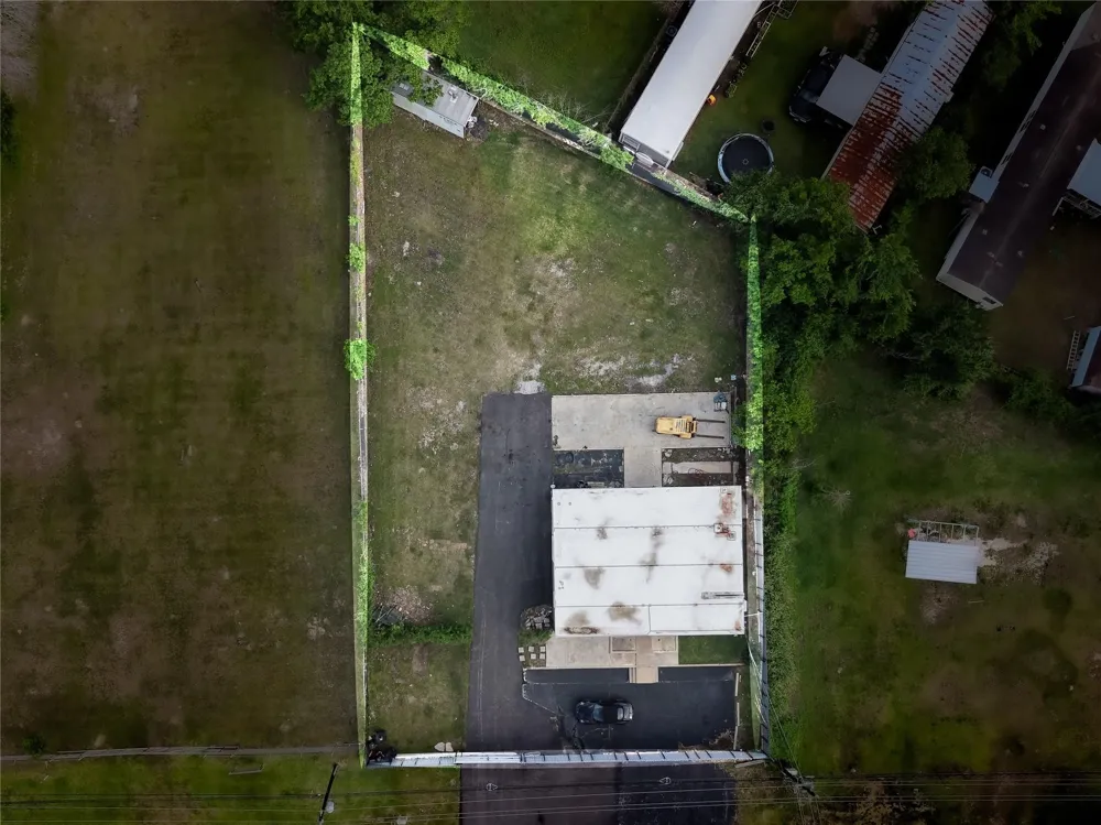 16526 Market Street Channelview, TX 77530