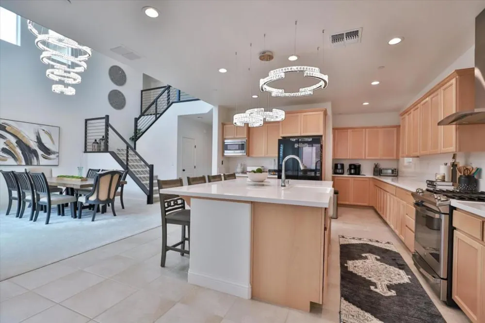 12825 Tower Beach Way Rancho Cordova, CA 95742
