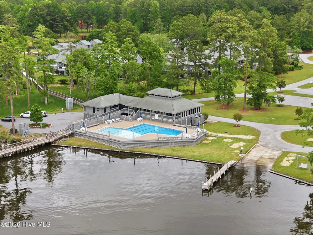 199 Live Oak Lane Washington, NC 27889