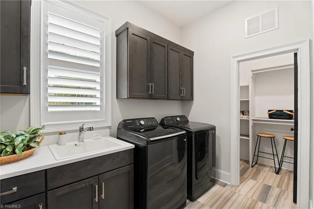 6794 Coldwater Terrace Stokesdale, NC 27357