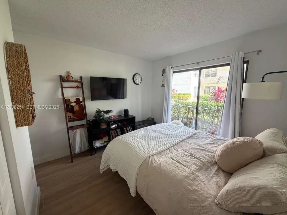 9020 NE 8th Ave #1D Miami Shores, FL 33138