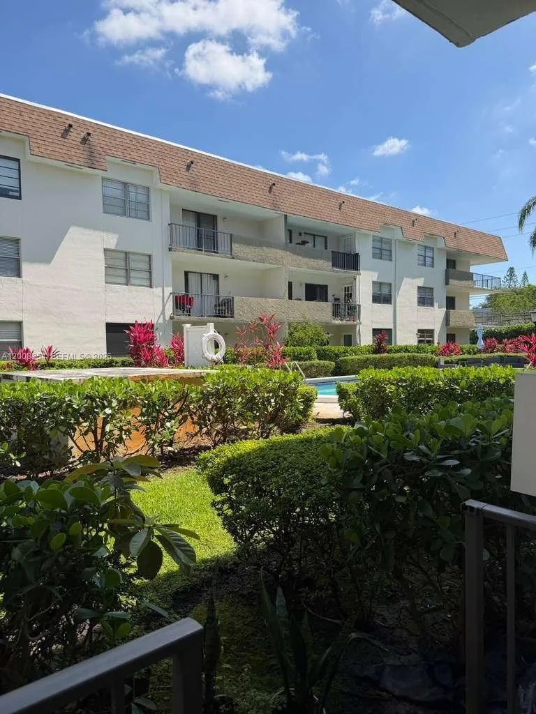 9020 NE 8th Ave #1D Miami Shores, FL 33138
