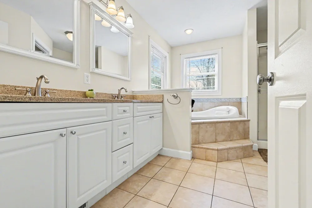 2516 Vanhorn Court Allegan Township, MI 49010