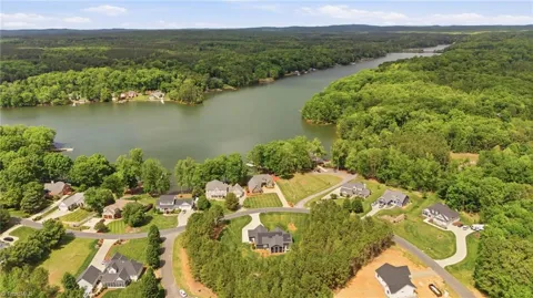 314 Potters Landing