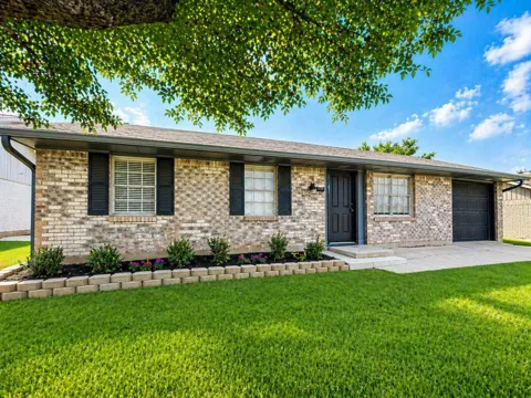 409 Starling Drive