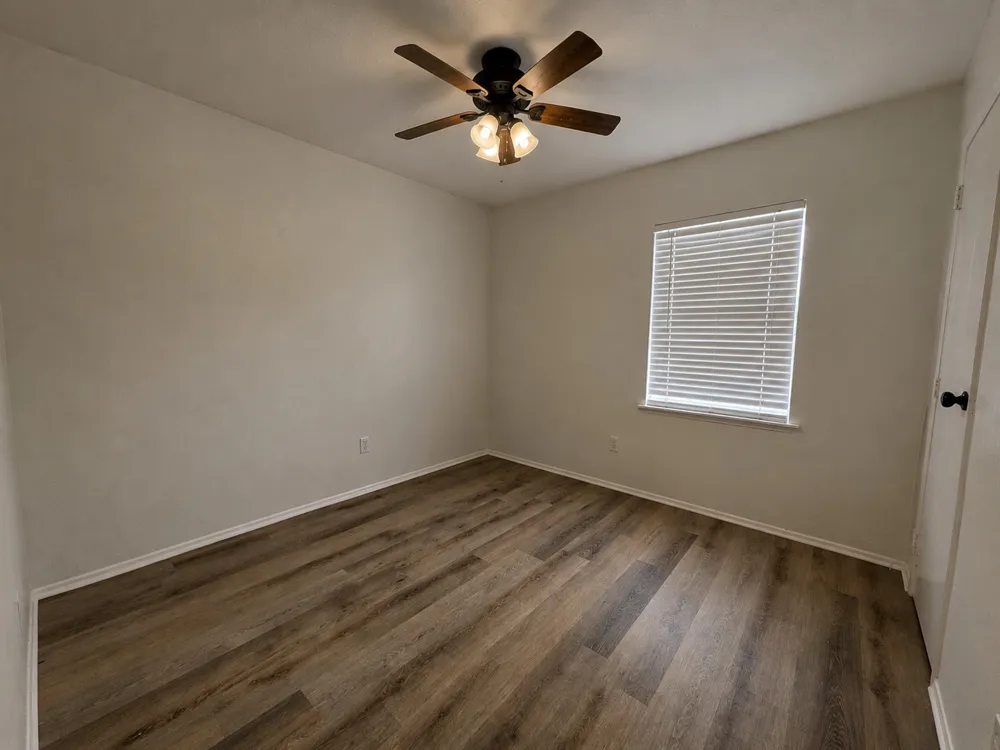 409 Starling Drive Mesquite, TX 75149