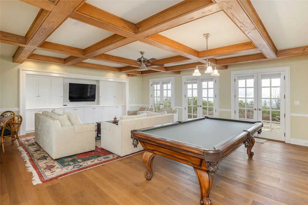 250 Meadow Ridge Drive Lake Toxaway, NC 28747