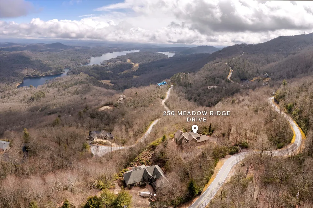 250 Meadow Ridge Drive Lake Toxaway, NC 28747