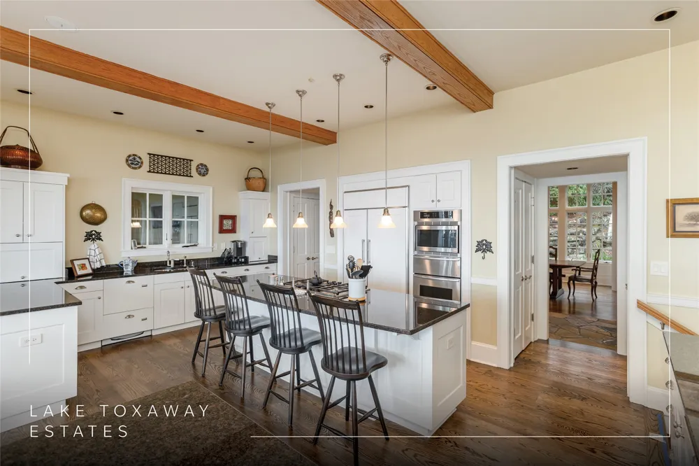 250 Meadow Ridge Drive Lake Toxaway, NC 28747