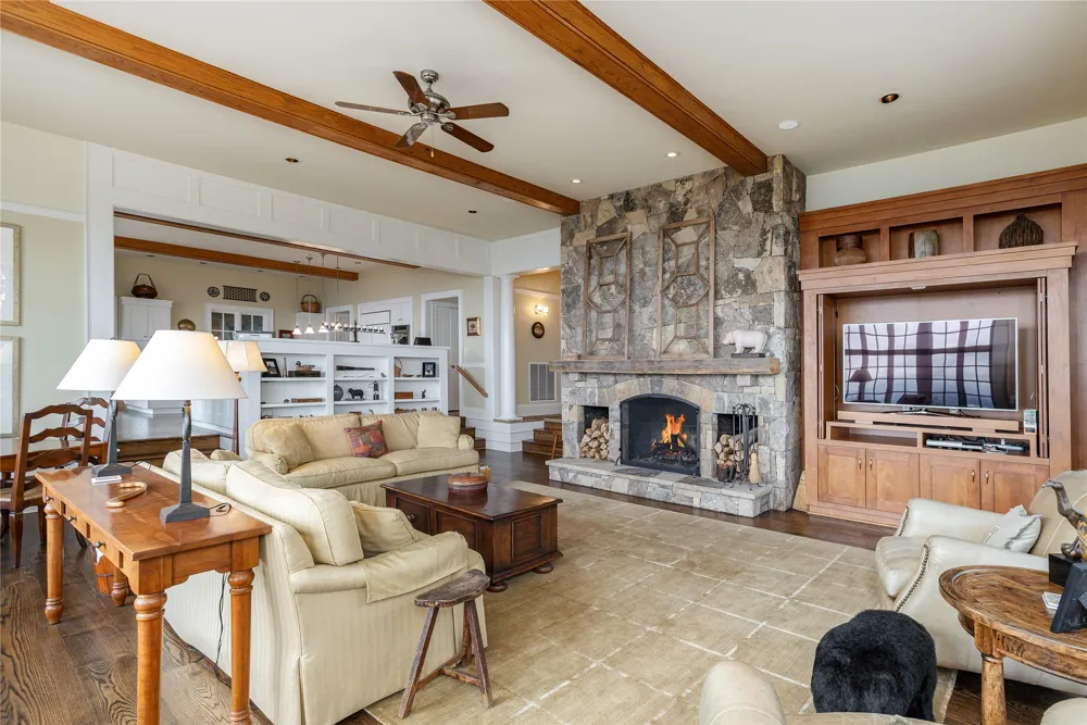 250 Meadow Ridge Drive Lake Toxaway, NC 28747