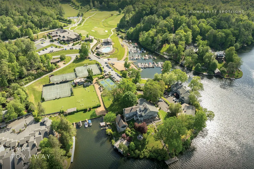 250 Meadow Ridge Drive Lake Toxaway, NC 28747