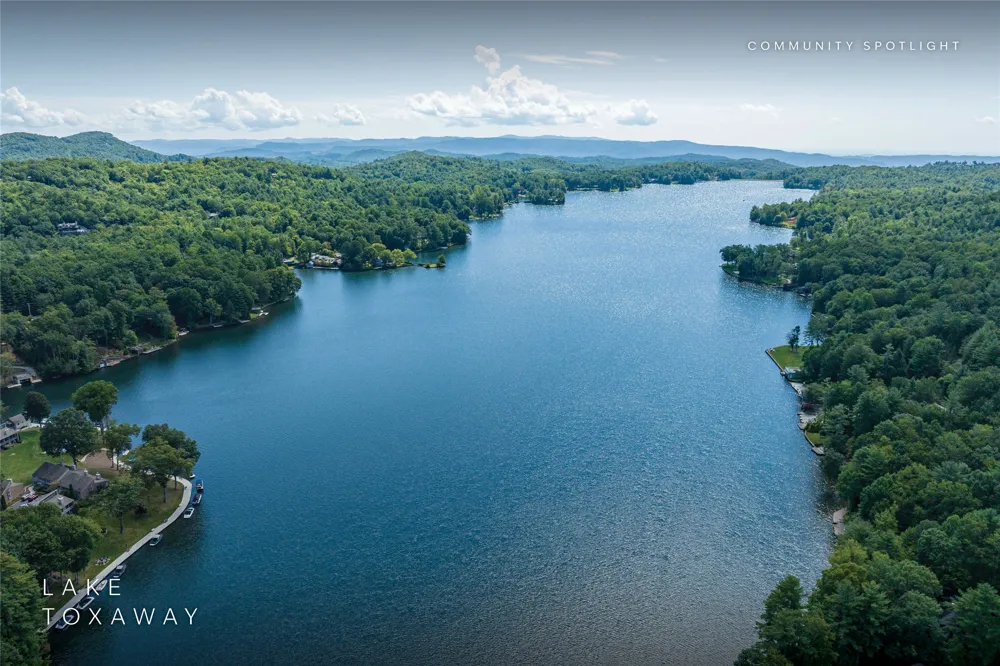 250 Meadow Ridge Drive Lake Toxaway, NC 28747