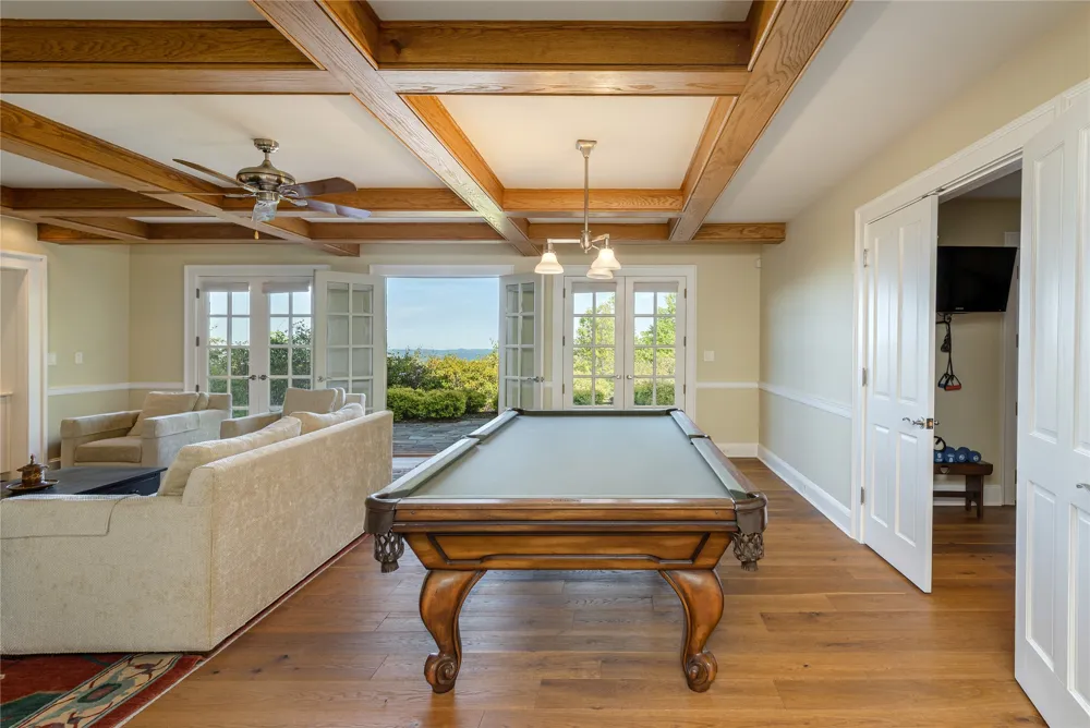 250 Meadow Ridge Drive Lake Toxaway, NC 28747