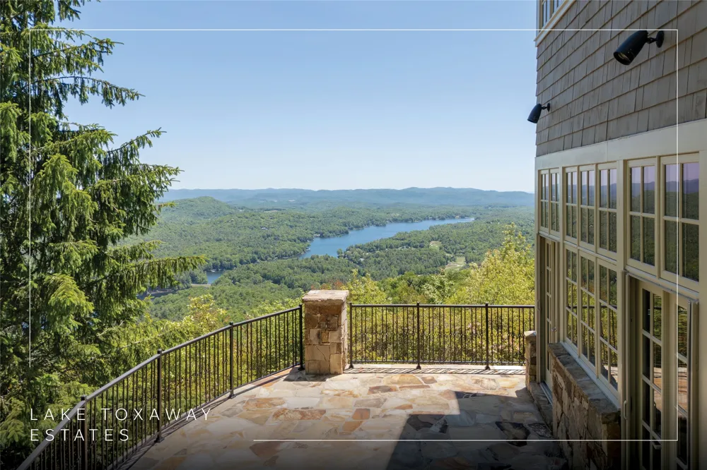 250 Meadow Ridge Drive Lake Toxaway, NC 28747