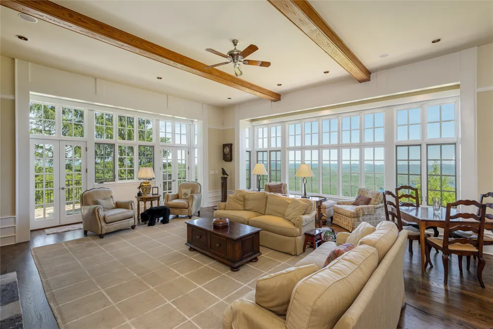 250 Meadow Ridge Drive Lake Toxaway, NC 28747