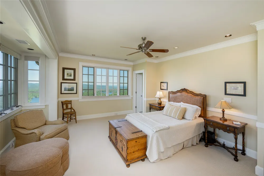 250 Meadow Ridge Drive Lake Toxaway, NC 28747